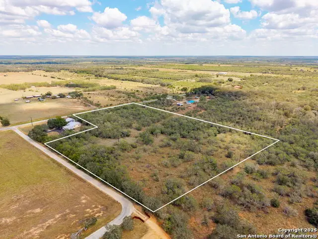211 Halm Rd, Seguin, TX 78155 - #2