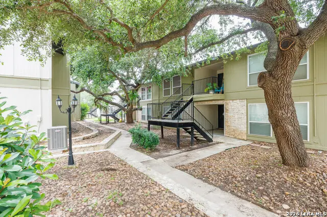 100 Lorenz Rd #APT 1110, San Antonio, TX 78209 - #1