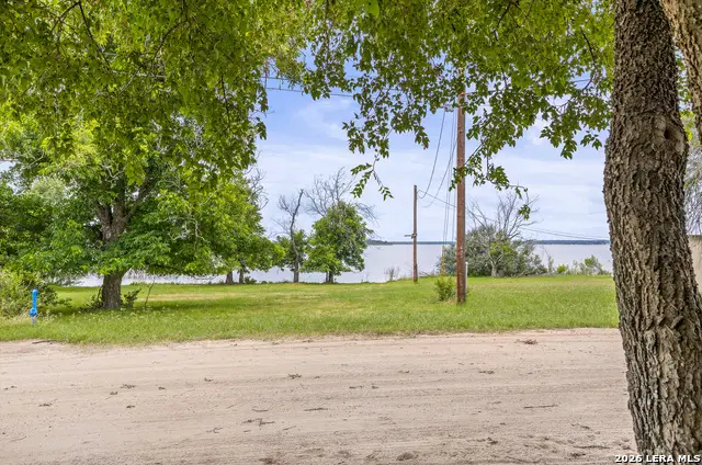 212 Bluebonnet St, Burnet, TX 78611 - #2
