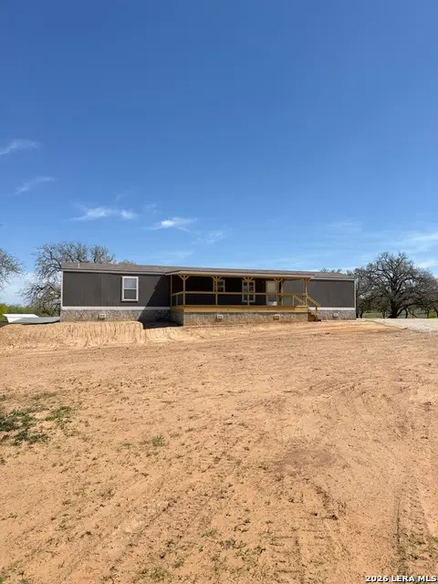 22214 Savannah, Von Ormy, TX 78073