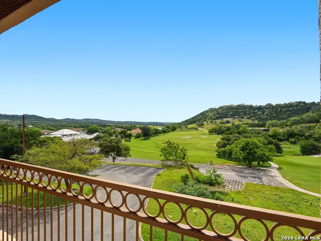 20 Tapatio Dr E #205, Boerne, TX 78006 - #1
