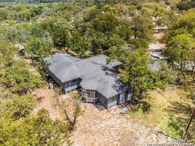 5256 Hickory Forrest Dr, Seguin, TX 78155 - #3