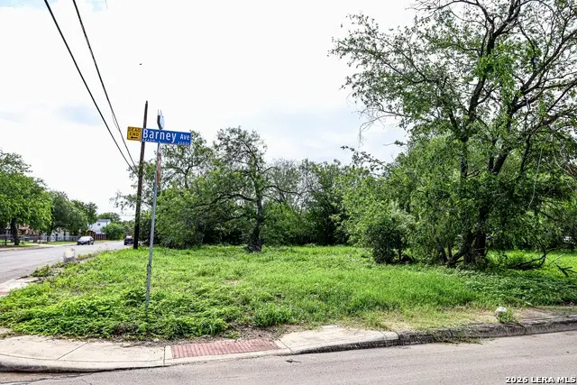 2402 Barney Ave, San Antonio, TX 78237 - #2