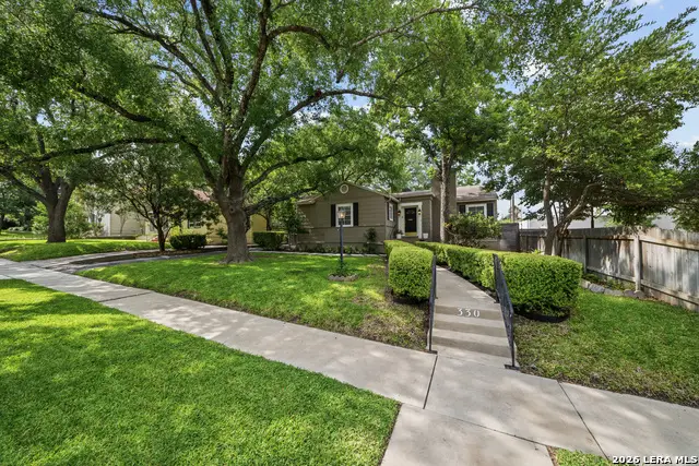 330 W Agarita Ave, San Antonio, TX 78212 - #3