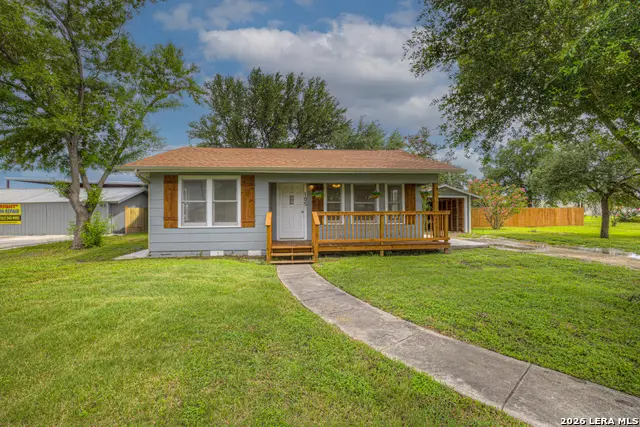 105 E Huebinger, Marion, TX 78124 - #3