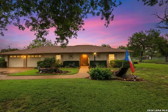 7970 Knowlton Rd, San Antonio, TX 78263 - #2