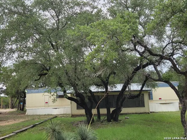 115 Timberline Dr, Bandera, TX 78003 - #2
