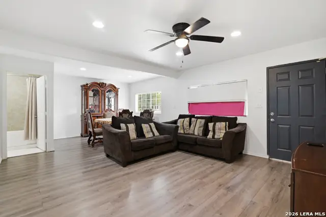 4114 Tropical Dr, San Antonio, TX 78218 - #3