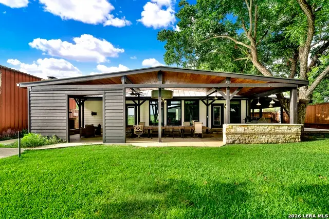 768 County Road 664, Devine, TX 78016 - #1