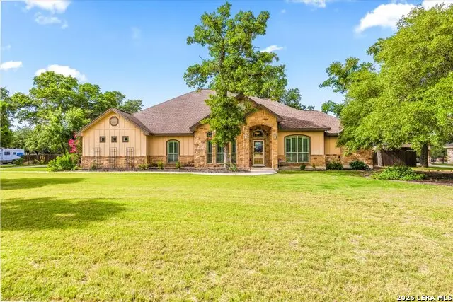 133 Copper Creek Dr, La Vernia, TX 78121 - #1