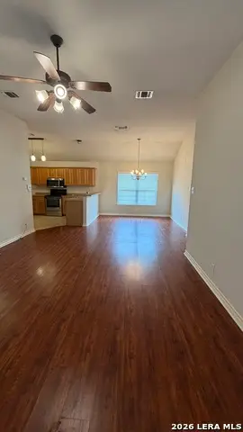 609 Meadow Arbor Ln, Universal City, TX 78148 - #3