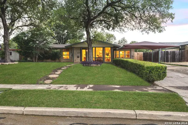 311 Waring Dr, San Antonio, TX 78216
