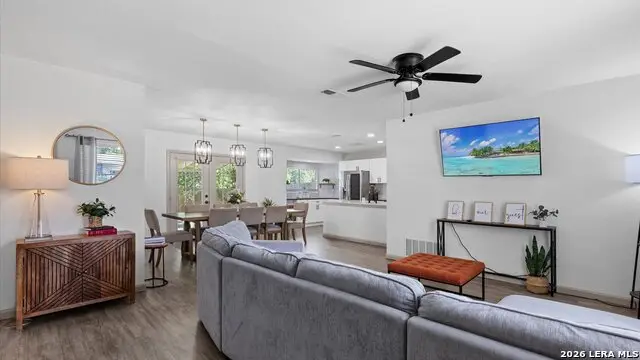 4306 Desert View Dr, San Antonio, TX 78217 - #3