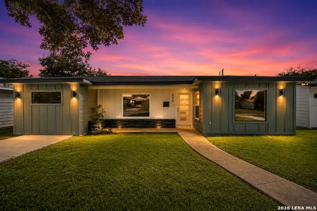 223 Laurelwood Dr, San Antonio, TX 78213 - #1
