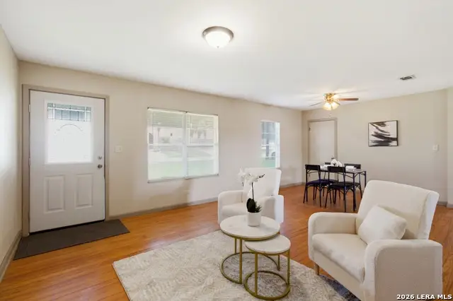 305 W Maverick St, Falls City, TX 78113 - #3