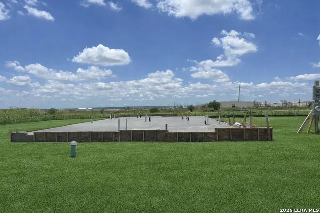 201 Heidi Hill, Castroville, TX 78009 - #1