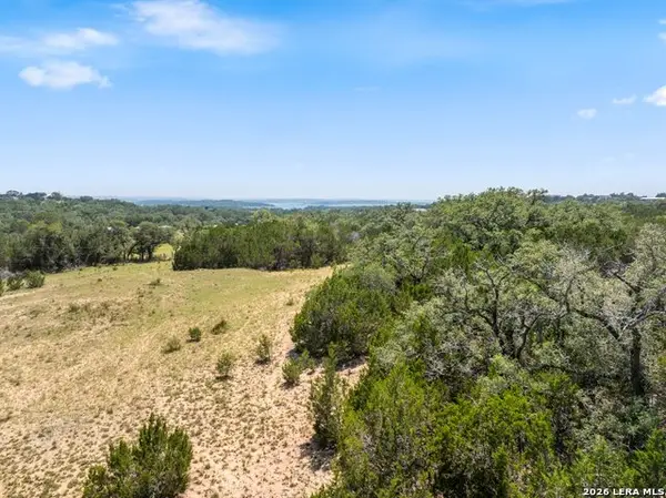 2480 Scenic View Dr, Fischer, TX 78623