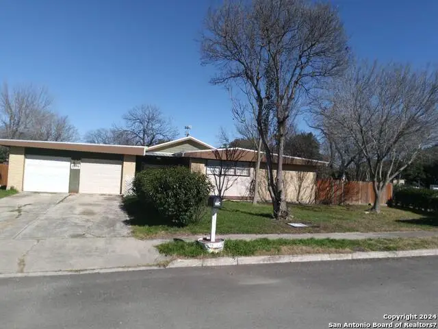5295 Round Table Dr, San Antonio, TX 78218 - #1