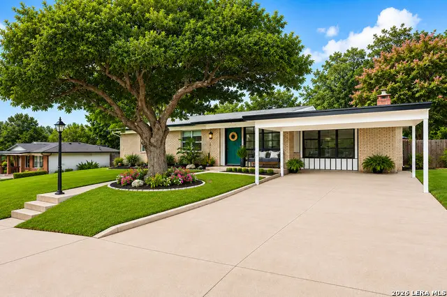 210 W Glenview, San Antonio, TX 78228 - #2