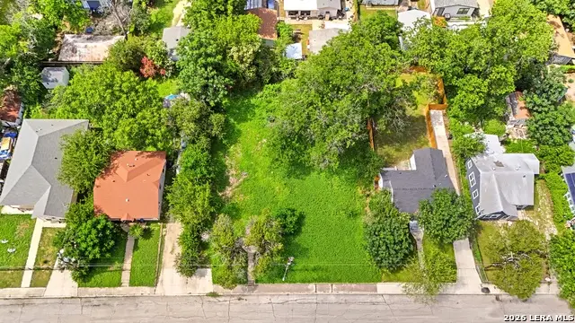 2143 E Crockett St, San Antonio, TX 78202 - #2