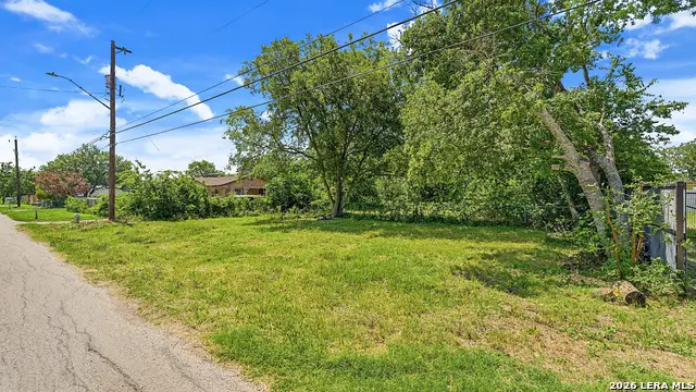 144 Dinn Dr, San Antonio, TX 78218 - #2