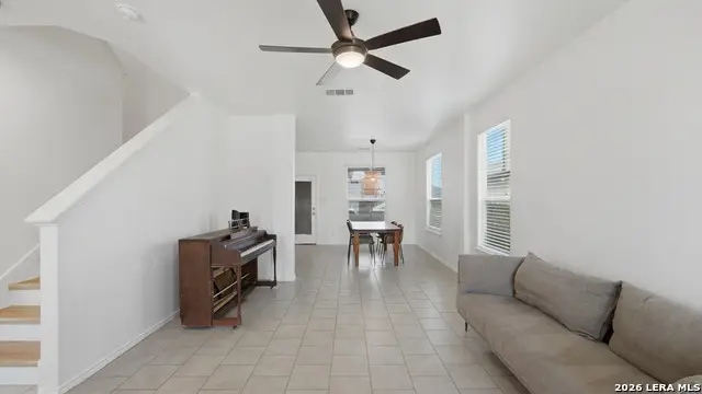 125 Flatland Trl, San Marcos, TX 78666 - #3