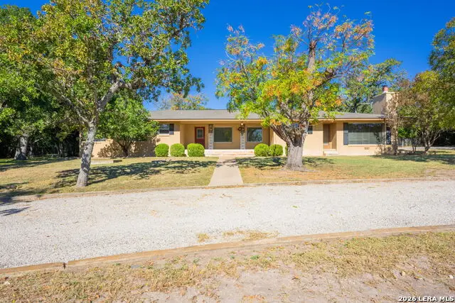 133 Royal Oaks, Kerrville, TX 78028 - #1