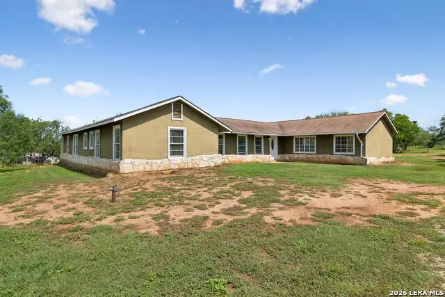 7627 Triple Oaks Dr, San Antonio, TX 78263 - #2