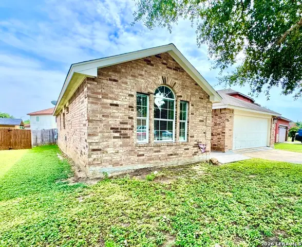 1106 Seven Iron, San Antonio, TX 78221