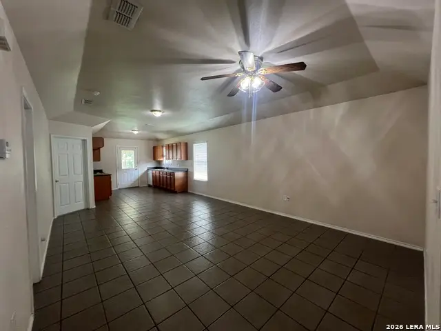 239 Rosalie Dr, New Braunfels, TX 78130 - #2