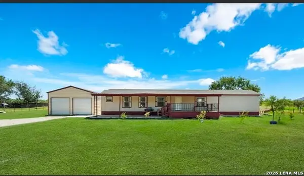 13808 Greenwood Rd, Atascosa, TX 78002