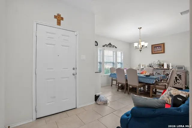 135 Meadow Valley Dr, Conroe, TX 77384 - #3