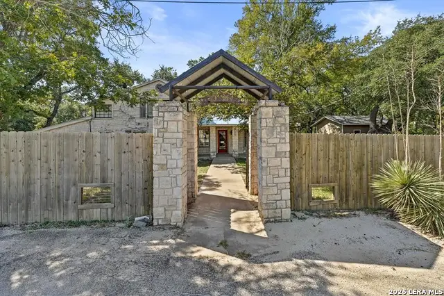 1005 4th St, Blanco, TX 78606 - #3