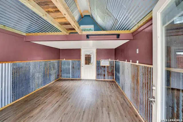 1405 25th St, Hondo, TX 78861 - #3