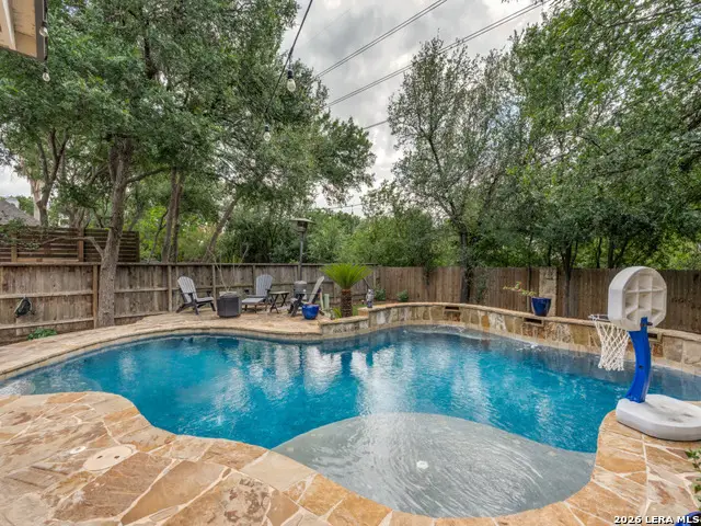 41 Inwood Heights Dr. N, San Antonio, TX 78248 - #2