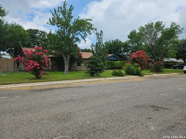 429 Moonwind Dr, Uvalde, TX 78801 - #1