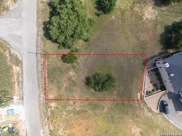111 Peter Kleid Loop, Blanco, TX 78606
