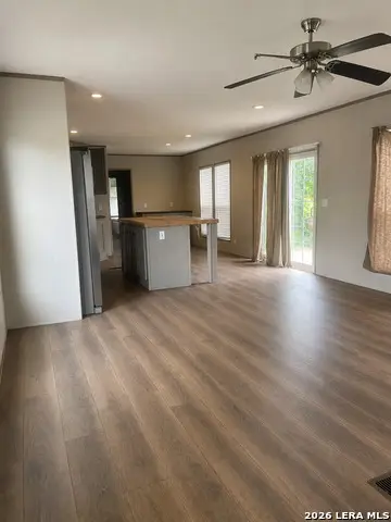 5806 W 2nd St, Sheridan, TX 77475 - #2
