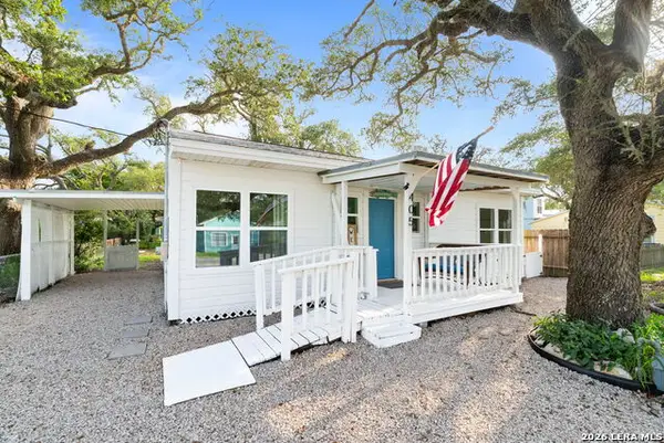 405 Broadway St, Fulton, TX 78358