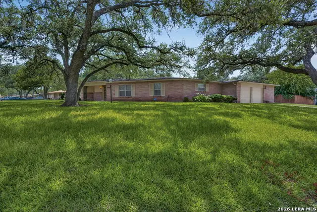 105 Doris Dr, Universal City, TX 78148 - #1