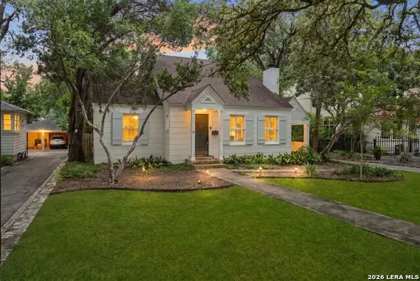 216 Tuxedo Ave, Alamo Heights, TX 78209