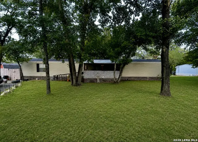 3911 Anaqua Dr, Elmendorf, TX 78112 - #2