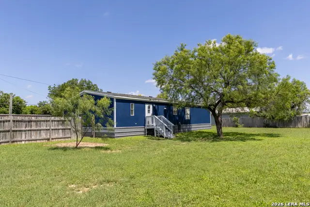702 N 11th St, Junction, TX 76849 - #3