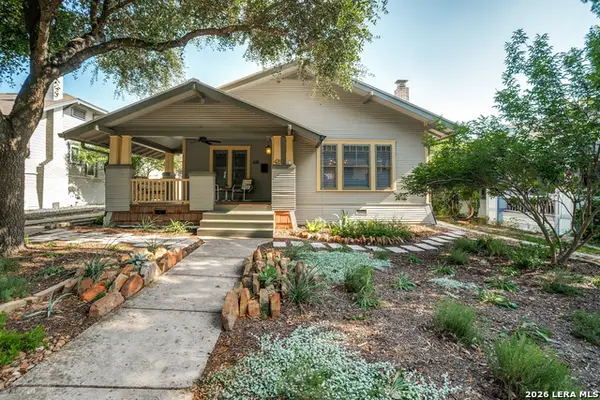 428 Queen Anne Ct, San Antonio, TX 78209