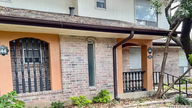 8915 Datapoint Dr #44B, San Antonio, TX 78229 - #2