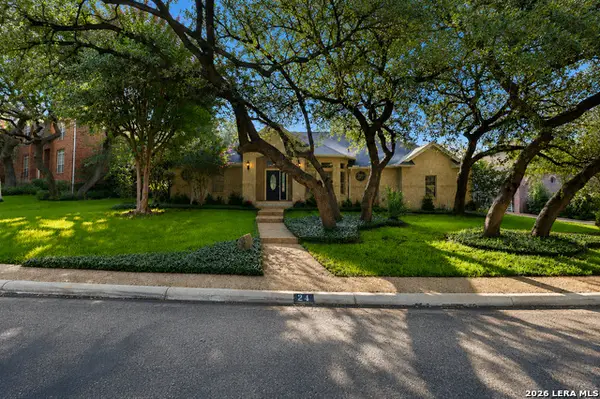 24 Inwood Mnr, San Antonio, TX 78248