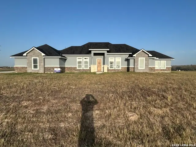 108 Estates, La Vernia, TX 78121 - #2