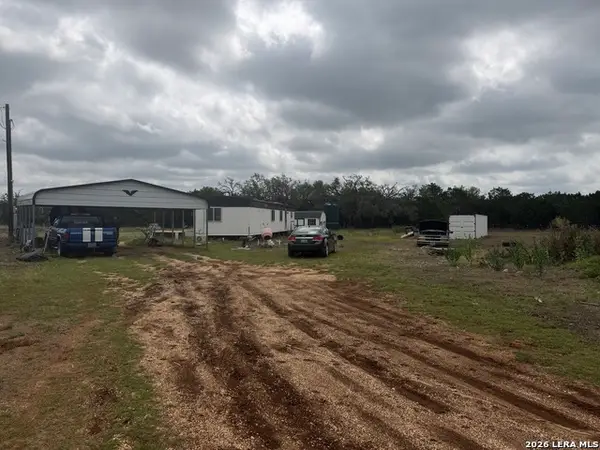 258 Ewing, Pipe Creek, TX 78063