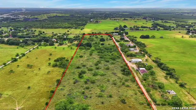 18291 Luckey Rd, Atascosa, TX 78002 - #2