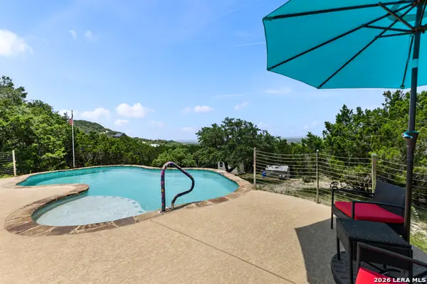 136 Lakeridge Loop, Lakehills, TX 78063